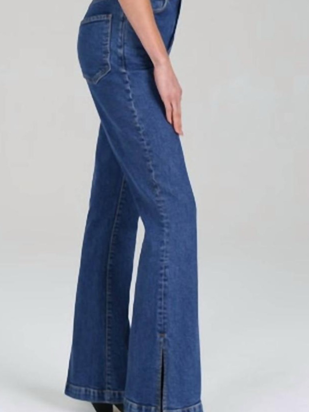 Le Jean Stella Flare high-Rise Blue Jeans with side Hem Slit Sz 32